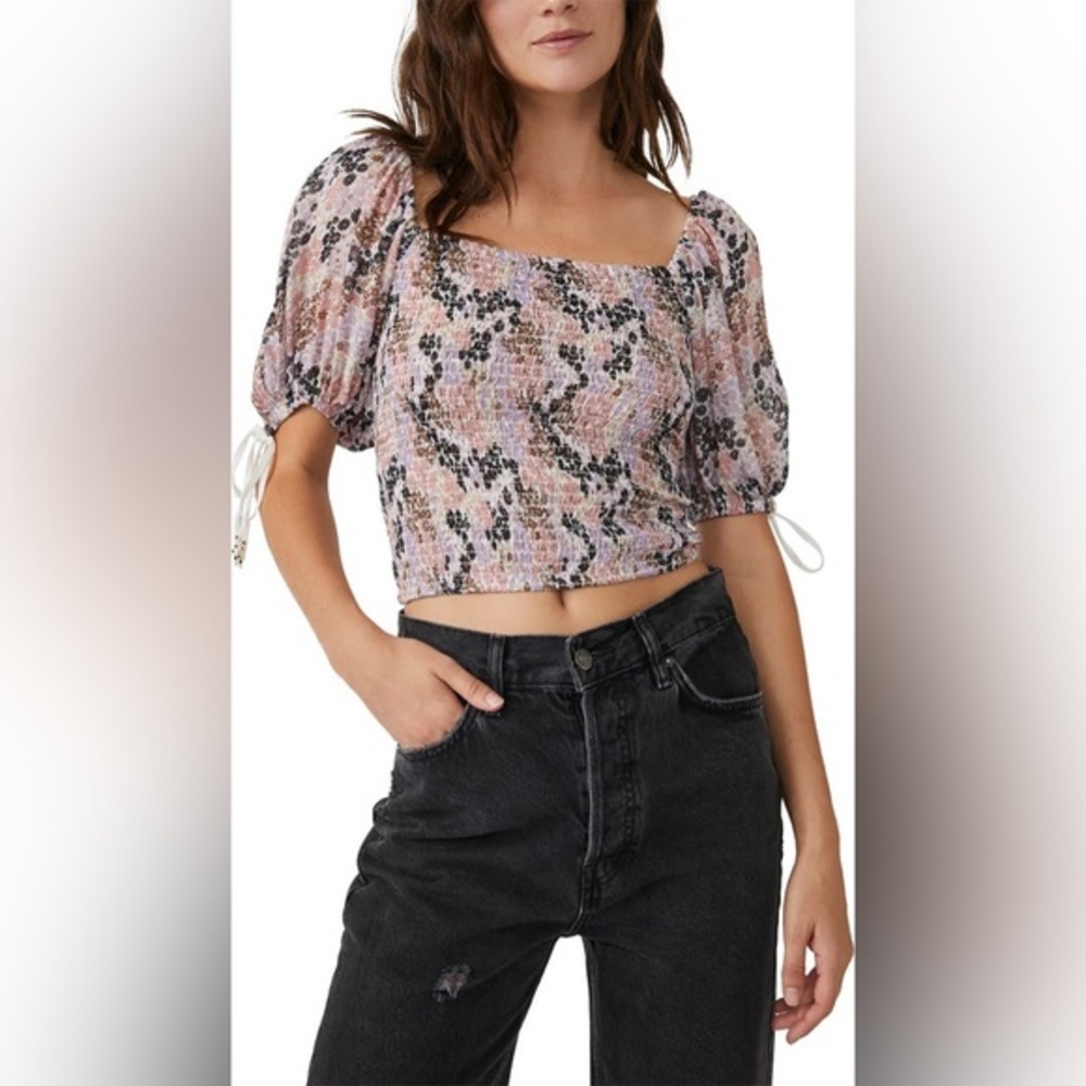 4/$50 NWT free people smocked puff sleeve crop top